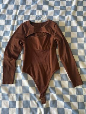 Brown Ribbed Long-Sleeve Cutout shape wear Bodysuit